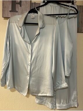 Fishers Finery 3 piece long sleeve pajamas, size S
